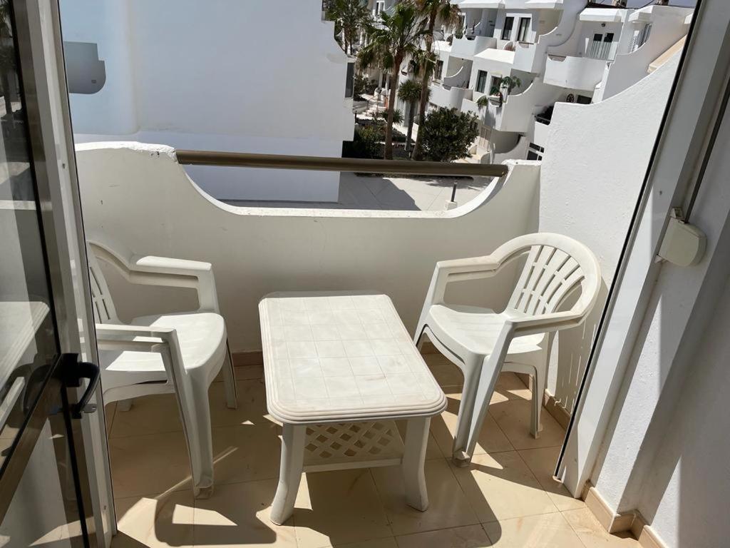 Clarissa Apartment Costa De Antigua Exterior photo